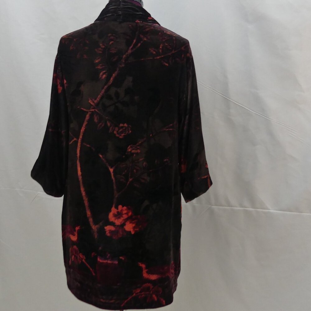 Soft surrounding shiori silk and viscose velvet jacket /bird pattern size xsm